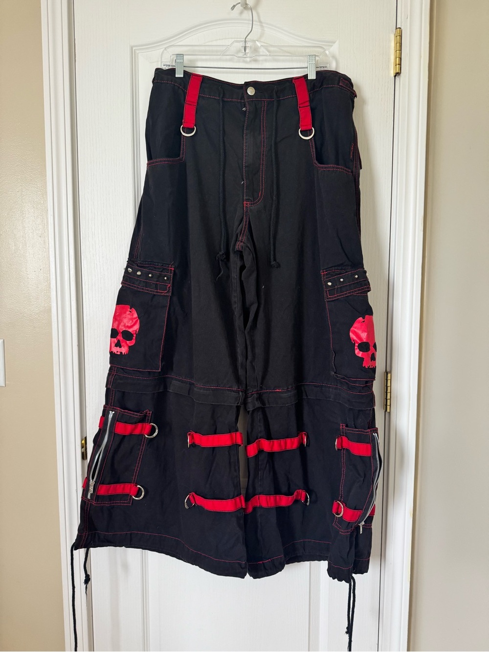 Tripp NYC Black & Red Skull Wide Leg Strap Pants Size XL Goth Punk Rave